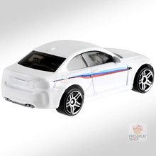 Load image into Gallery viewer, Hot Wheels - 2016 BMW M2 - FYC10