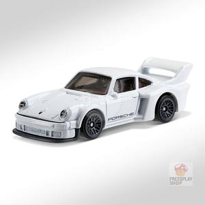 Hot Wheels - Porsche 934.5 (New Casting!) - DTW87
